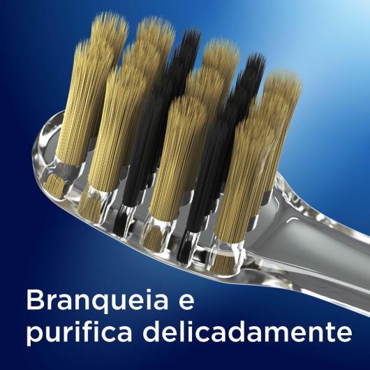 Pack Escova Dental Extramacia Sensitive Oral-B Purification Gold Collection 4 Unidades - Imagem em destaque