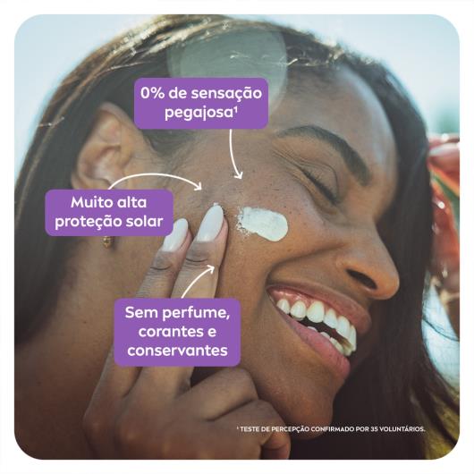 Protetor Solar Facial Sensitive Anti-Idade FPS 60 Nivea Sun Beauty Expert Caixa 50g - Imagem em destaque