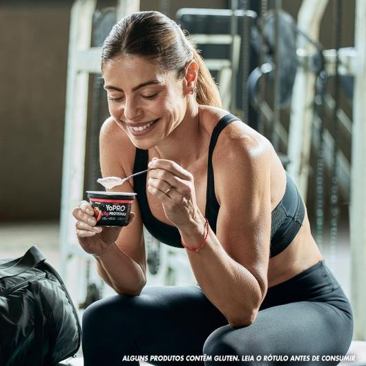 Iogurte YoPRO Morango 15g de proteínas 160g - Imagem em destaque