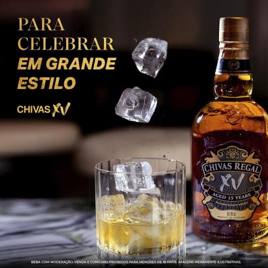 Whisky Chivas Regal XV 15 anos Escocês 750ml - Imagem em destaque